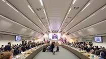 OPEC+ muốn kìm giữ sản lượng