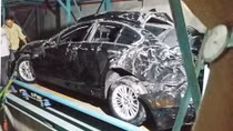Xe BMW bẹp rúm trong hầm gửi xe: Các bên đùn đẩy trách nhiệm