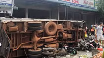 Vụ xe tải lao vào chợ: Thêm 2 người tử vong