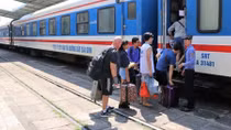Giảm vé tàu dịp hè cho đoàn khách tập thể 