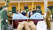 Phát hiện 2 vụ vận chuyển hơn 27.000 khẩu trang y tế không có hóa đơn, chứng từ