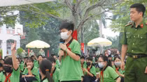 Bảo vệ học sinh an toàn trước những thông tin xấu, độc