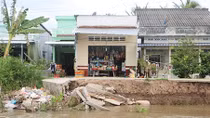 Đồng bằng sông Cửu Long với nỗi lo sạt lở khi mùa mưa đến
