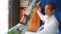 Ông lão đi chợ từ... Bắc đến Nam