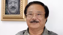 Tưởng niệm 5 năm ngày mất của NSND Trọng Khôi: Mặt vàng như nghệ, mà vẫn còn sĩ...