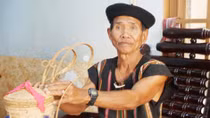 Một kỹ nghệ sắp ra đi?
