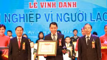 MobiFone được vinh danh “Doanh nghiệp vì người lao động 2017” 