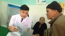 Ấm nồng tình người thầy thuốc CAND