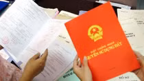 Triển khai quy định mới về ghi tên trên "sổ đỏ" đến từng quận, huyện