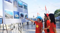 Giới thiệu hơn 200 hình ảnh, tư liệu về "Di sản văn hóa, du lịch biển đảo Việt Nam"