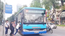 Thông qua nhiều nghị quyết quan trọng, tác động trực tiếp tới đời sống người dân