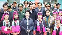 Chủ tịch Quốc hội thăm, chúc Tết quân và dân các xã biên giới huyện Hải Hà và TP Móng Cái