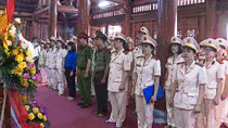 Đoàn thanh niên và Hội phụ nữ Công an tỉnh Thái Bình báo công dâng Bác