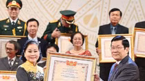 Sen hồng một đóa ngát hương