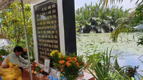 Sáng bừng “Đám lá tối trời”