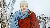 "Khi về mái tóc giắt đầy hoa..."