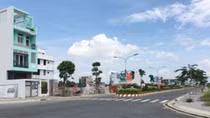 Truy tìm đối tượng liên quan việc bán đất nền trái phép tại nhiều dự án