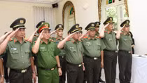 Đoàn đại biểu Bộ Công an viếng Nhà vua Thái Lan Bhumibol Adulyadej