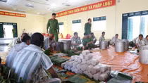 Trại giam Đắk P’lao tổ chức cho phạm nhân vui Xuân đón Tết
