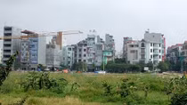 Lãng phí nhiều khu đất công ở các quận