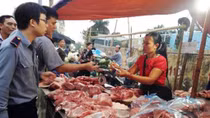 Hà Nội đóng cửa 52 cơ sở vi phạm an toàn thực phẩm