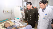 Chúc mừng các y bác sỹ trong CAND nhân ngày truyền thống