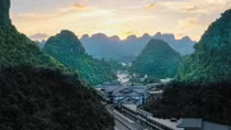 Lý giải sức hút bốn mùa của du lịch Quảng Ninh bây giờ