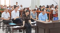 Bị cáo Phan Minh Nguyệt được chuyển tội danh từ tham ô sang lợi dụng chức vụ