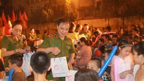 Hơn 600 thiếu nhi vui Tết Trung thu tại Bộ Tư lệnh CSCĐ