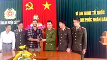 Trả lại tài sản cho du khách người Mỹ