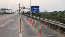 Rà soát toàn bộ cọc tiêu, dải phân cách gây nguy hiểm cho người đi đường