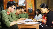 Cô gái dân tộc bị phạt do đăng tin sai về dịch bệnh
