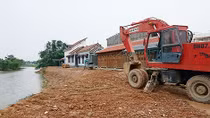 Doanh nghiệp ngang nhiên lấn chiếm hàng trăm mét vuông “đất vàng” ven Quốc lộ 1A
