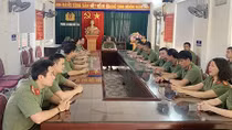 Những người "giải mã", đưa sự thật ra ánh sáng