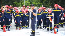 Người giữ linh hồn “Trại hè lính cứu hỏa”
