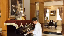 Khoảng trống Nguyễn Trọng Tạo
