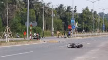 Hai xe máy tông nhau, 2 người tử vong