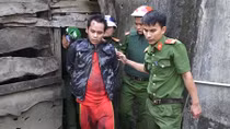 Ngăn chặn kẻ côn đồ chém dân, một Cảnh sát bị thương