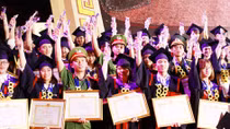 Tuyên dương 84 thủ khoa tốt nghiệp đại học xuất sắc