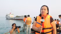 Nữ nhà báo có “duyên”với biển