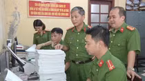 Ứng dụng công nghệ thông tin xây dựng cơ sở dữ liệu