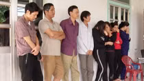 Tạm giữ 8 đối tượng tại tụ điểm đánh bạc bằng hình thức đánh “Phỏm” và "Binh”