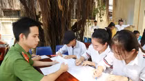 Cấp căn cước công dân cho học sinh phục vụ kỳ thi THPT ngày thứ 7, chủ nhật