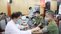 Những chiến sỹ An ninh tích cực hiến máu cứu người