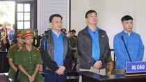 Xét xử phúc thẩm vụ gian lận thi cử tại Hòa Bình