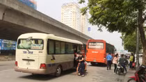 Bến “cóc” tại Hà Nội vẫn nhởn nhơ đón khách!