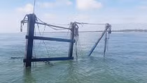 Cứu sống 5 thuyền viên trên tàu cá bị cháy