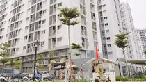 Dư căn hộ cao cấp, thiếu nhà ở giá bình dân, vì sao?