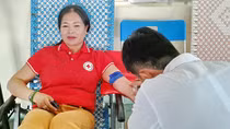 Gặp người phụ nữ giữ “kỷ lục” hiến máu tình nguyện