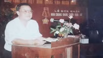 Quê hương, bến đò và người anh hùng
